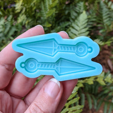 Load image into Gallery viewer, Throwing Star & Kunai Knife Earring Molds
