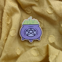 Load image into Gallery viewer, Wooden Halloween Pins