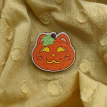 Load image into Gallery viewer, Wooden Halloween Pins