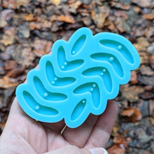 Load image into Gallery viewer, Fern Abstract Mold