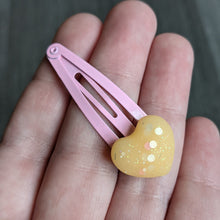 Load image into Gallery viewer, Heart Hair Clips